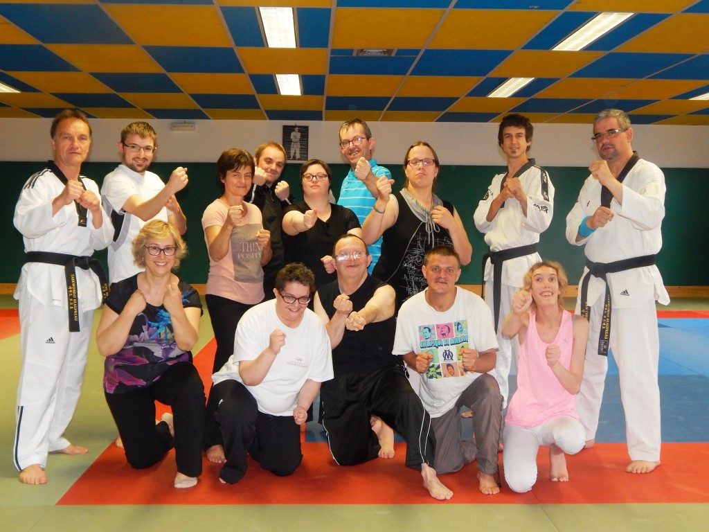 Initiation Taekwondo  à un ESAT (Etablissement Service d\'Aide au Travail)